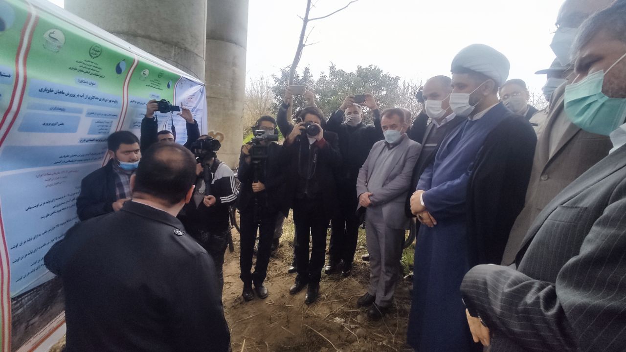 مراسم نمادین رهاسازی بچه ماهیان خاویاری با حضور وزیر جهاد کشاورزی